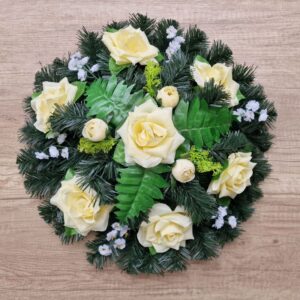 Selyemvirág koszorú krém rózsa 45 cm