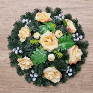 Selyemvirág koszorú ciromos krém rózsa 45 cm